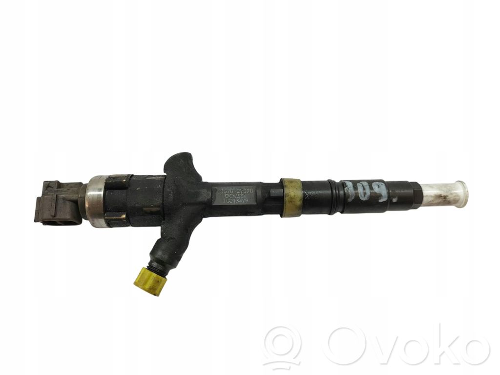 Toyota Corolla E110 Inyector de combustible 