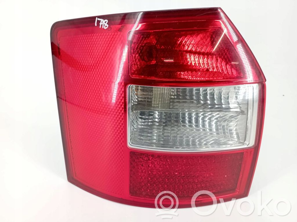 Audi A4 S4 B6 8E 8H Lampa tylna