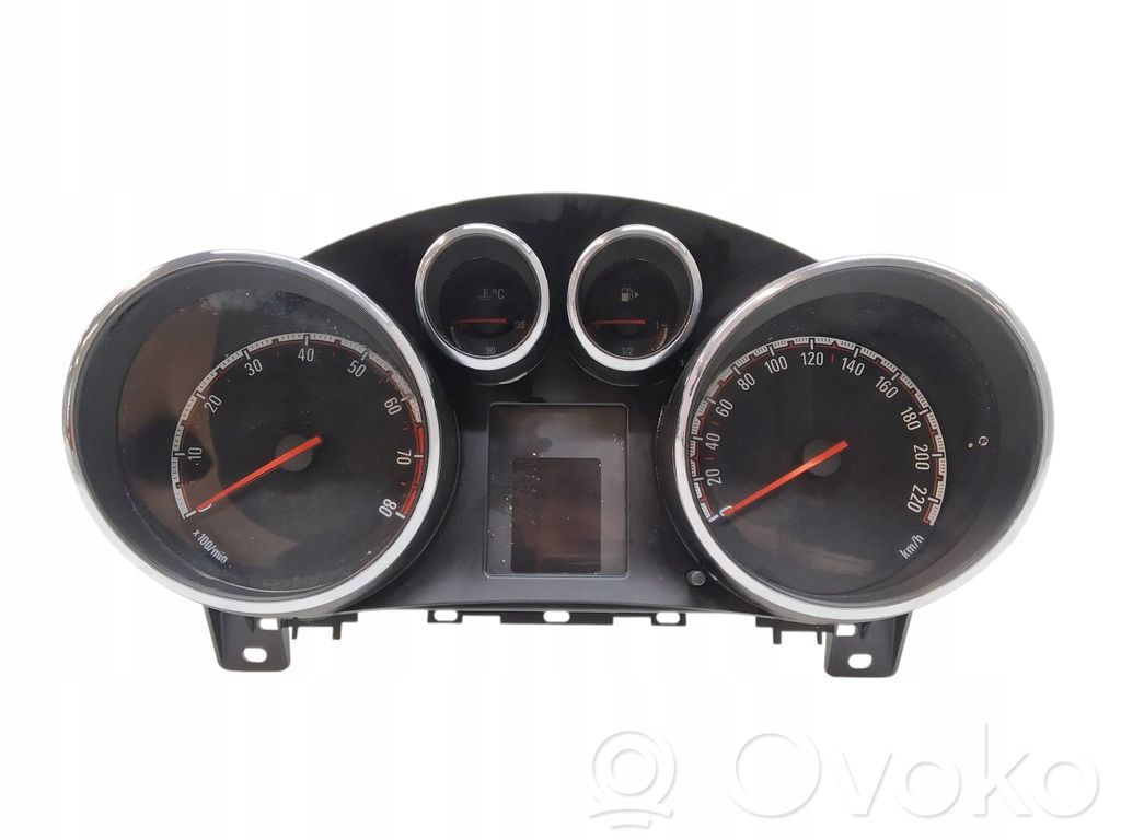 Opel Meriva B Geschwindigkeitsmesser Cockpit