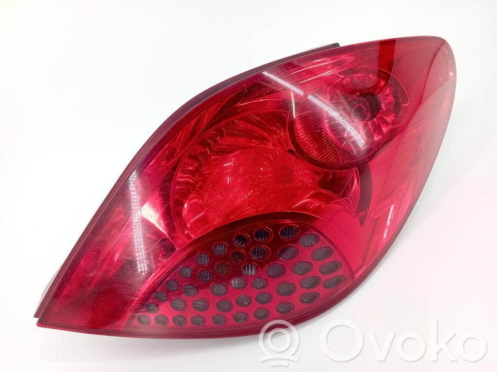 Peugeot 207 Rückleuchte Heckleuchte 