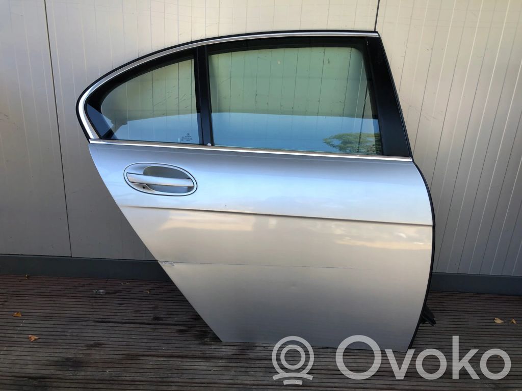 Rear door