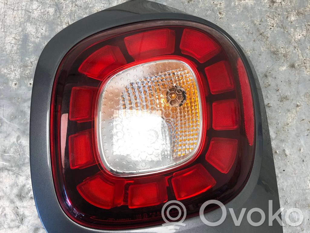 Smart ForTwo III C453 Rear/tail lights 