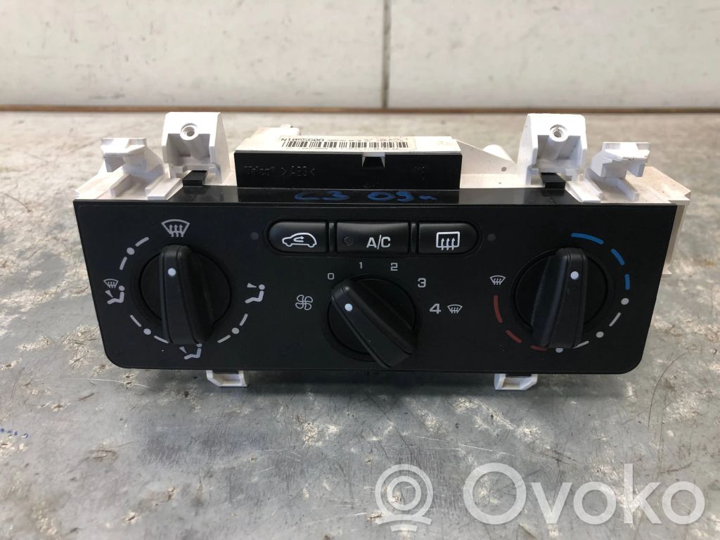 Citroen C3 Climate control unit 