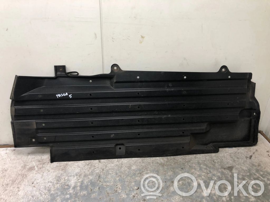 Engine splash shield/under tray   C23556371