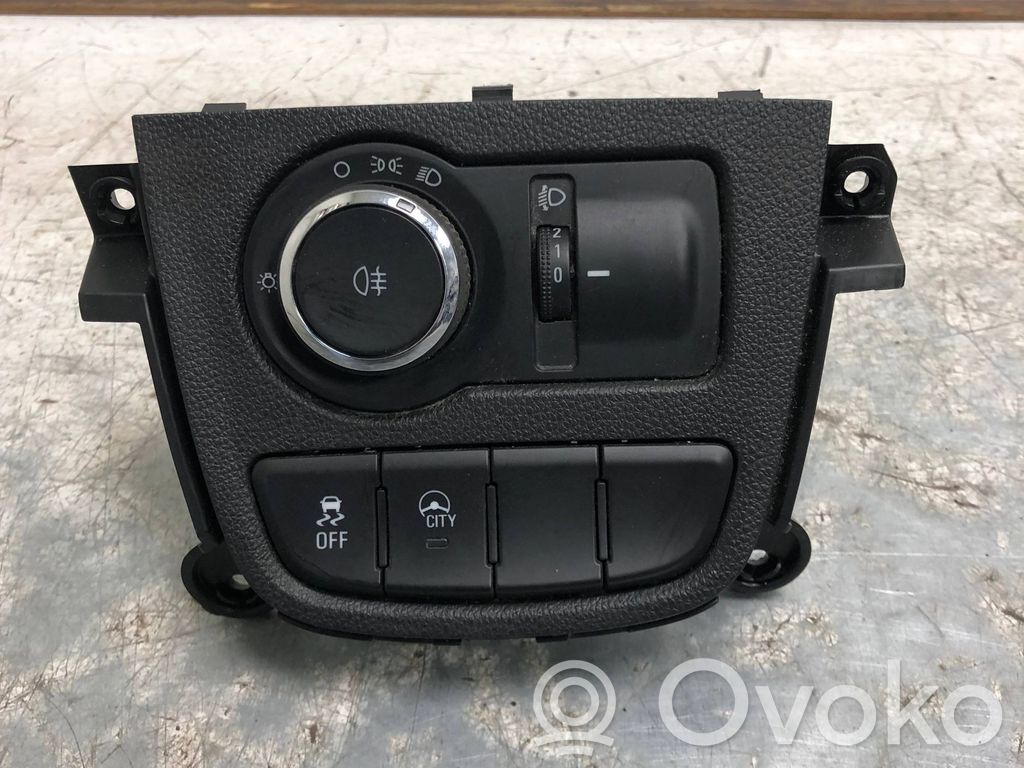 Opel Karl Light switch 