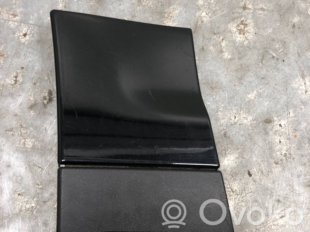 Porsche Cayenne (92A) Mască aripă față (turnată) 