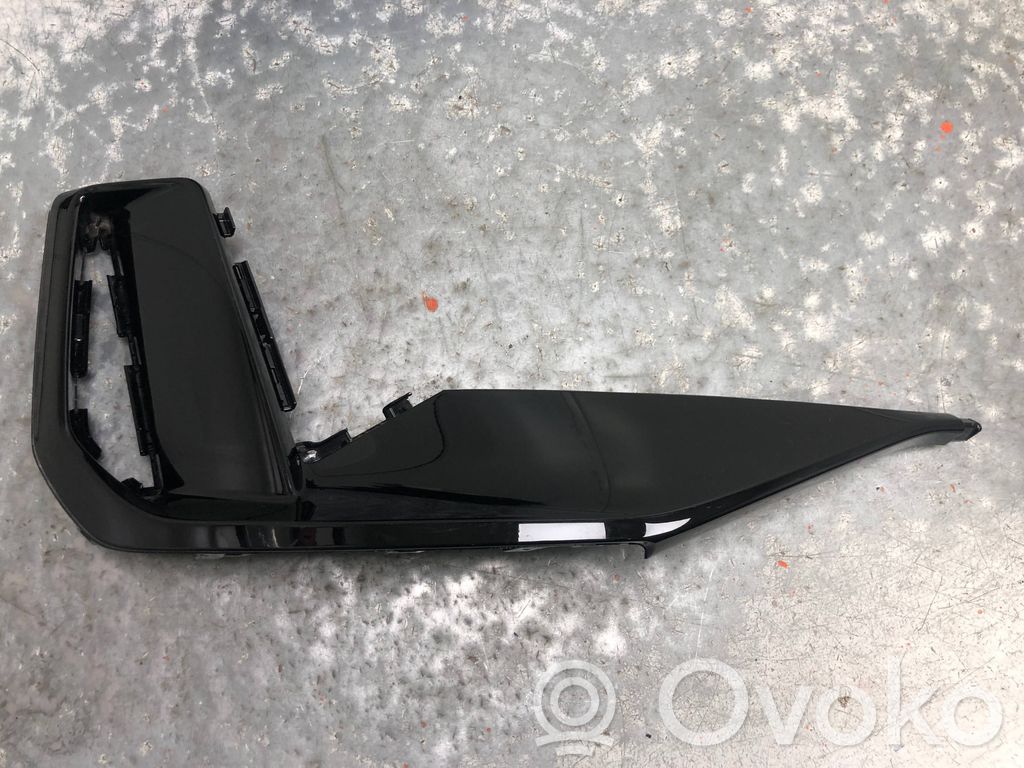 Audi Q6 e-tron Front bumper lower grill 