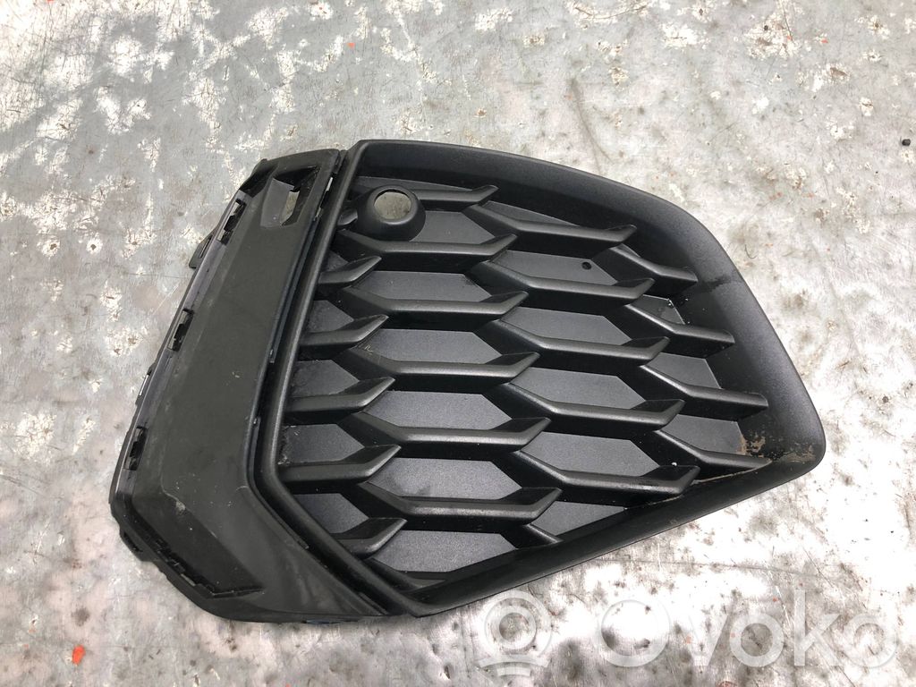 Audi A3 8Y Rejilla inferior del parachoques delantero 