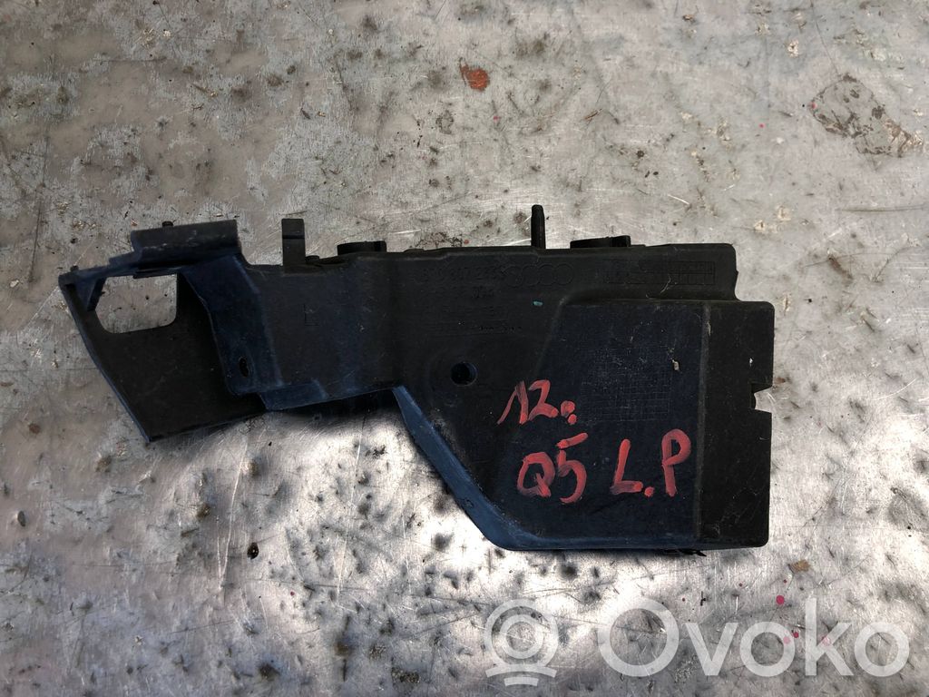 Audi Q5 SQ5 8R Staffa di rinforzo montaggio del paraurti anteriore 