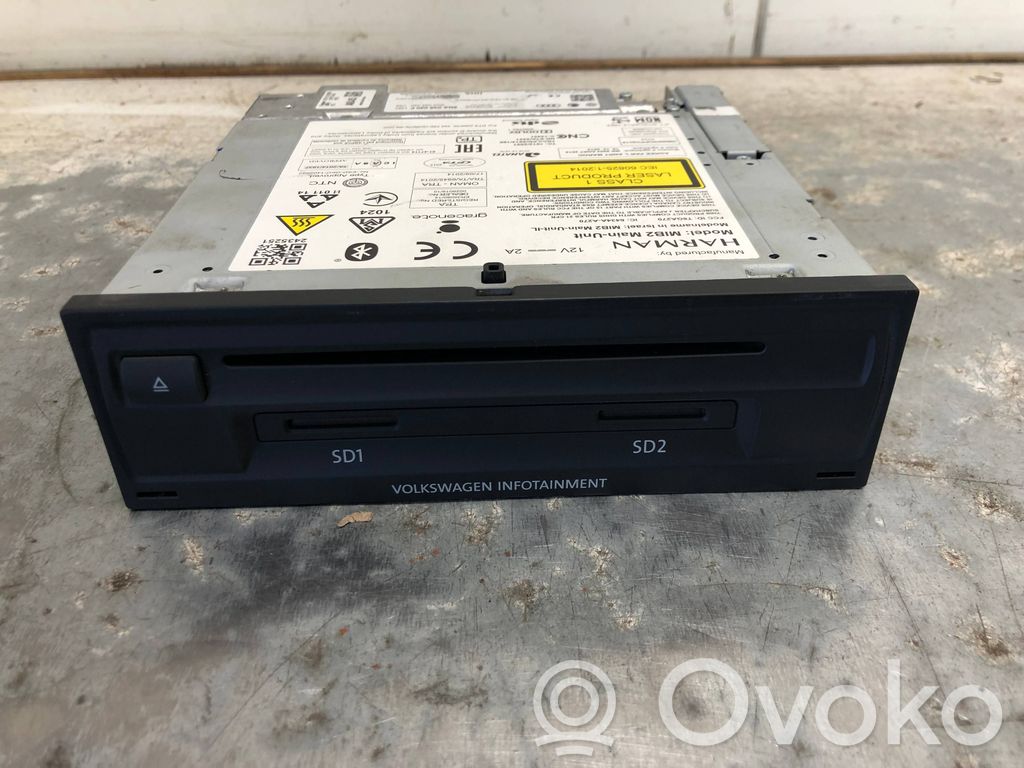 Volkswagen PASSAT B8 Stacja multimedialna GPS / CD / DVD 