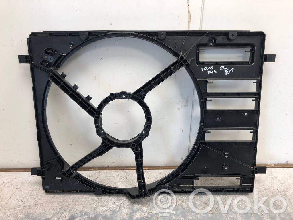 Ford Focus Elektrisks radiatoru ventilators 