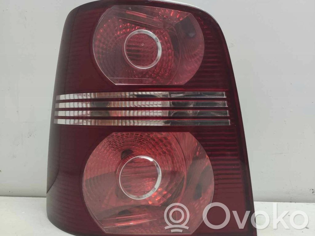 Volkswagen Touran I Rear/tail lights 