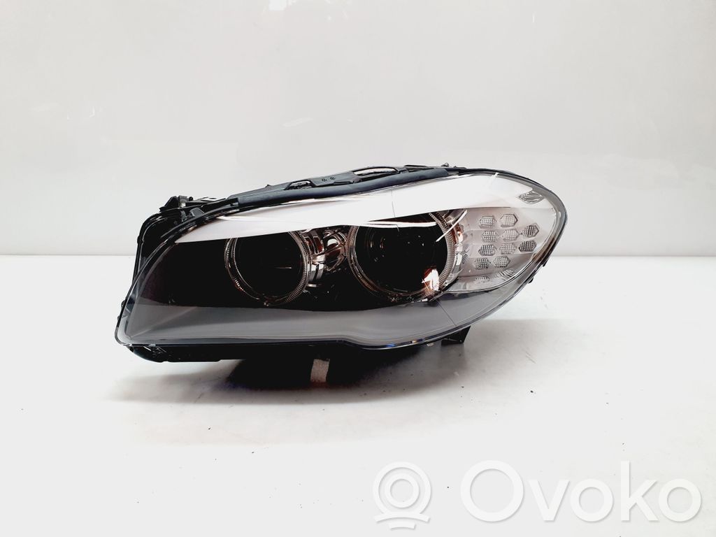 BMW 5 F10 F11 Lampa przednia 