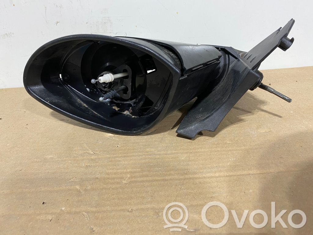 Opel Vectra B Espejo lateral manual 