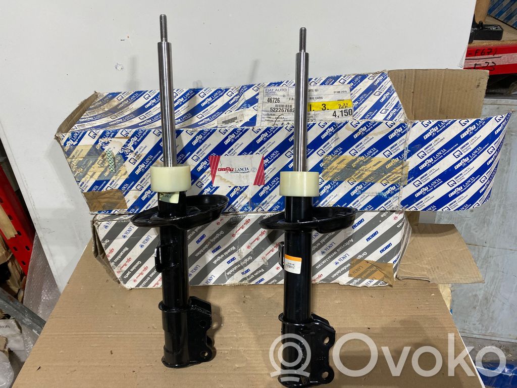 Fiat Grande Punto Amortyzator przedni 