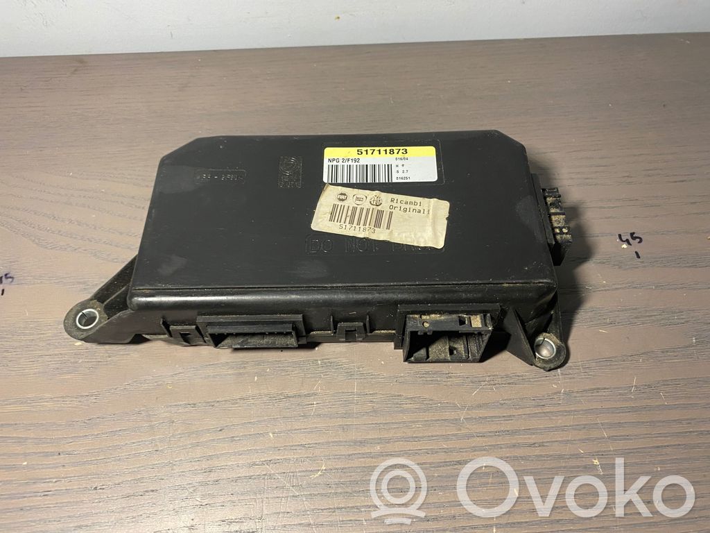 Fiat Stilo Oven ohjainlaite/moduuli 