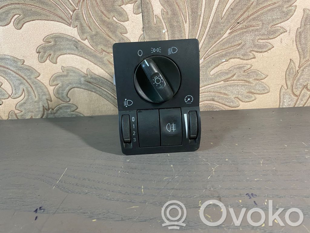 Opel Corsa C Light switch 