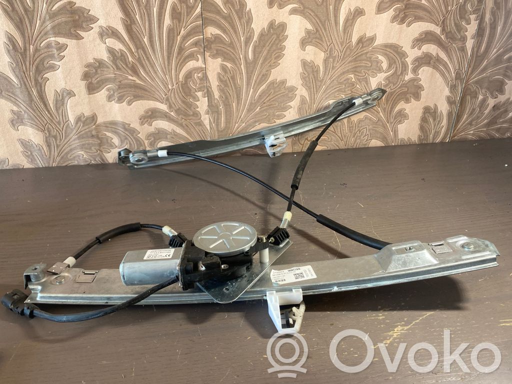 Renault Megane II Elektryczny podnośnik szyby drzwi przednich 