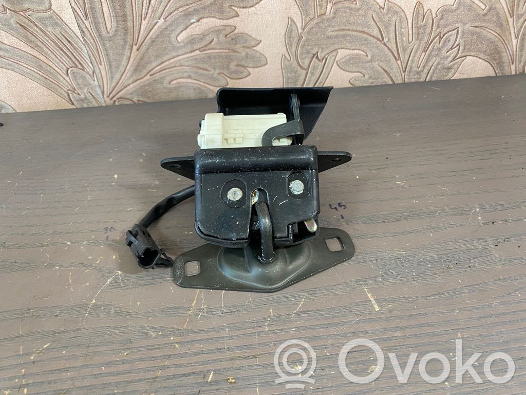 Fiat Stilo Aizmugurējā pārsega slēdzene 