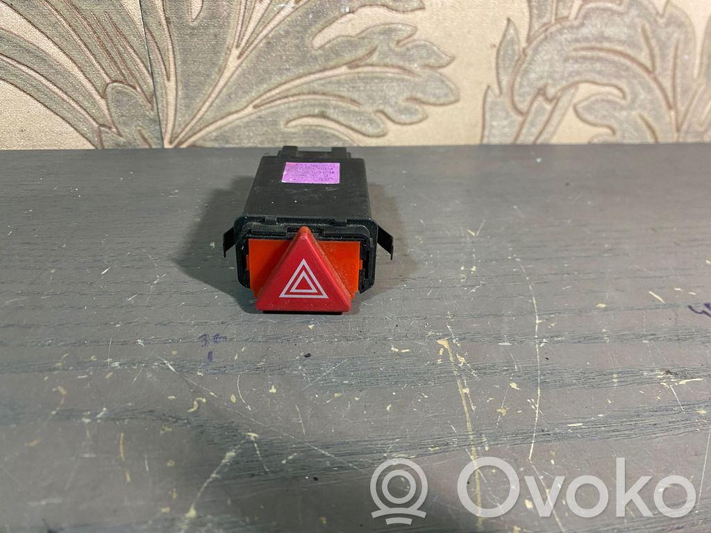 Audi A8 S8 D2 4D Hazard light switch 