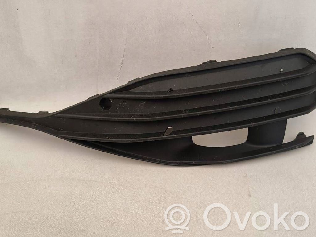 Seat Leon IV Rejilla inferior del parachoques delantero 