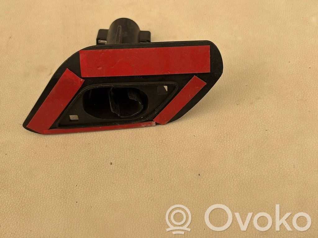 Volkswagen Caddy Scheinwerfer Waschdüsen Halter 