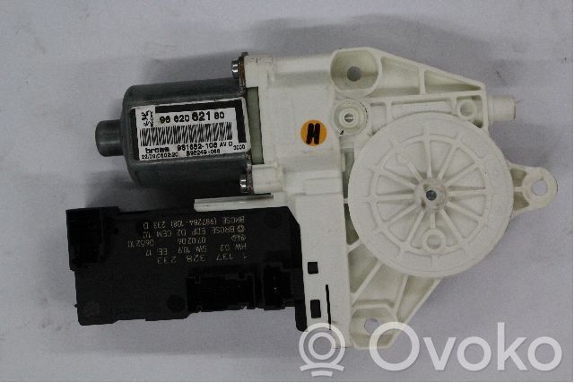 Peugeot 407 Moteur de lève-vitre de porte avant 
