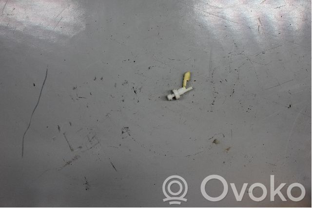 Windshield washer fluid level sensor   90213473