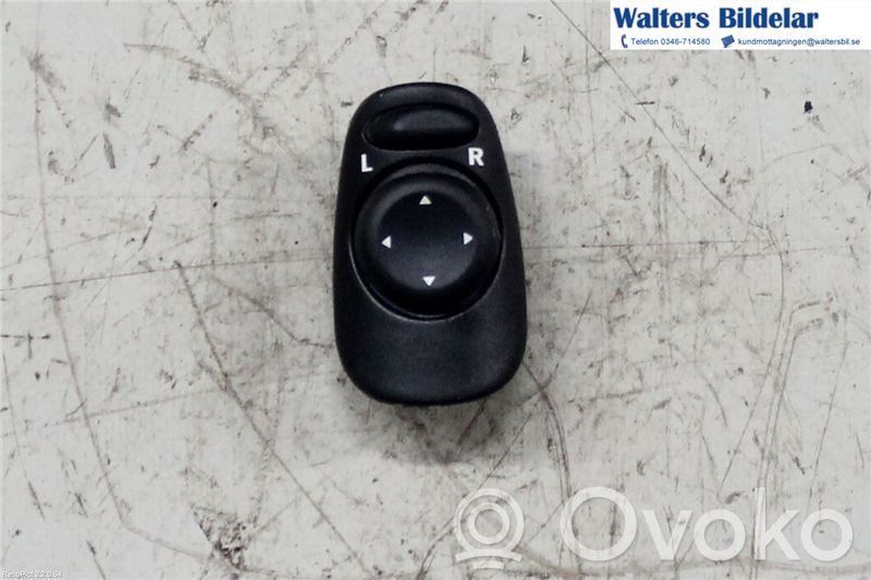 Wing mirror switch   12801062