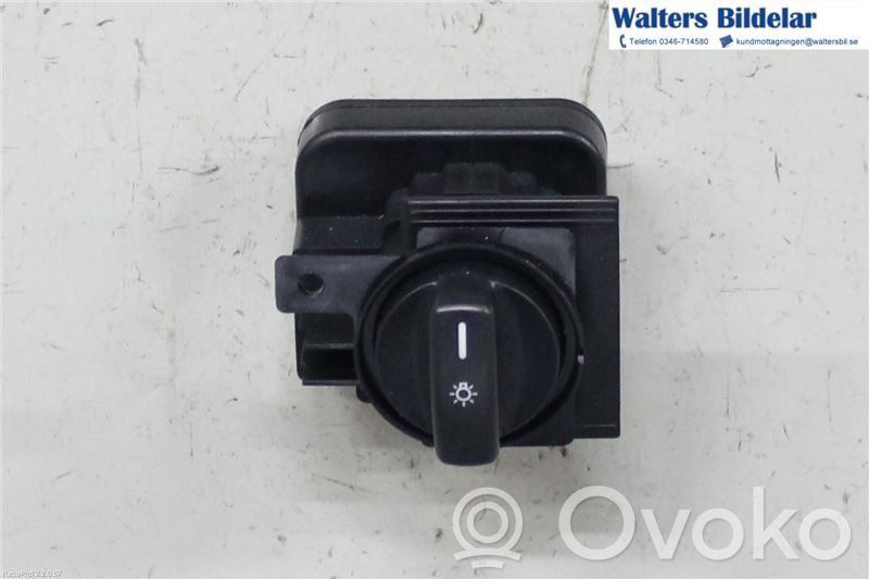 Mercedes-Benz A W169 Interruptor de luz 