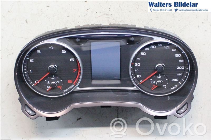 Audi A1 Speedometer (instrument cluster) 