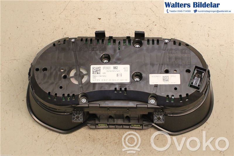Seat Leon (5F) Speedometer (instrument cluster) 