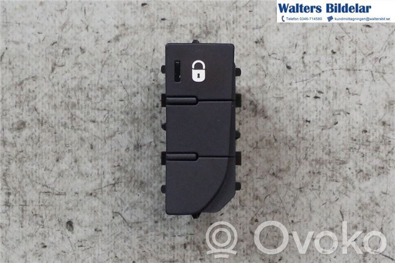 Citroen C5 Central locking switch button 