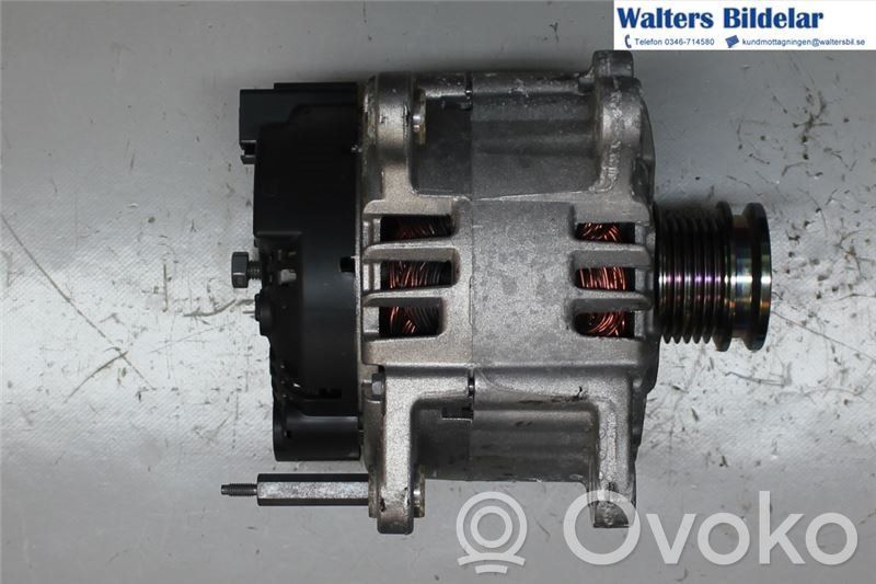 Volkswagen Golf VII Generator/alternator 