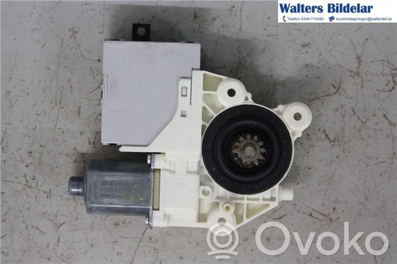 Ford Focus Front door window regulator motor 