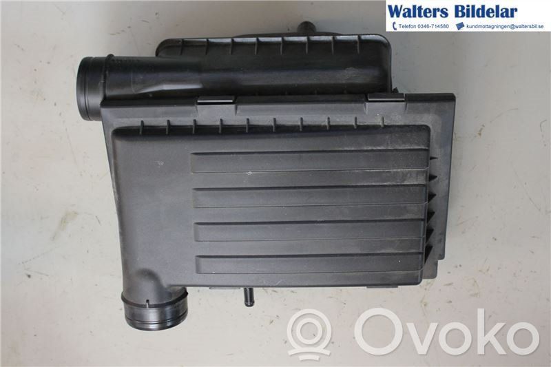 Skoda Fabia Mk3 (NJ) Air filter box 