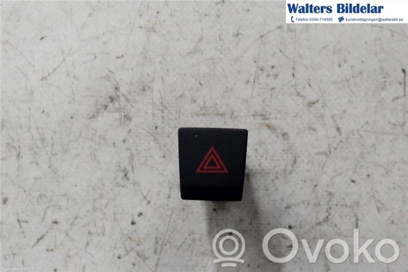 Seat Arona Botón interruptor de luz de peligro 