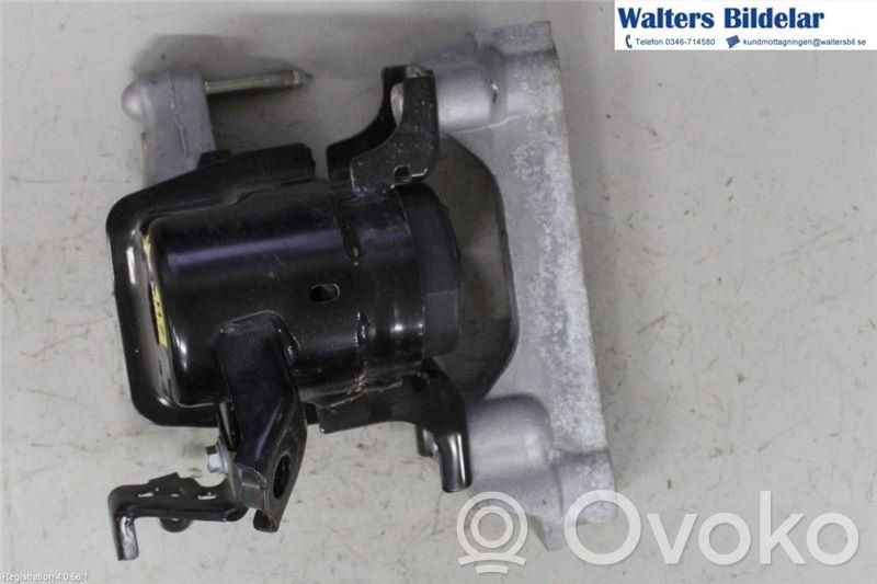 Toyota RAV 4 (XA40) Suport motor 