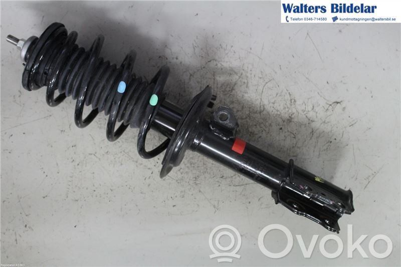 Toyota Yaris Ammortizzatore anteriore con molla elicoidale 
