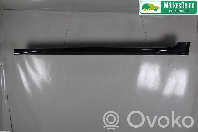 Audi A5 Sill 