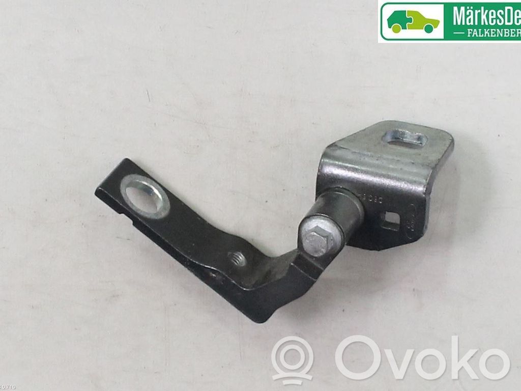 Ford Focus Front door upper hinge 