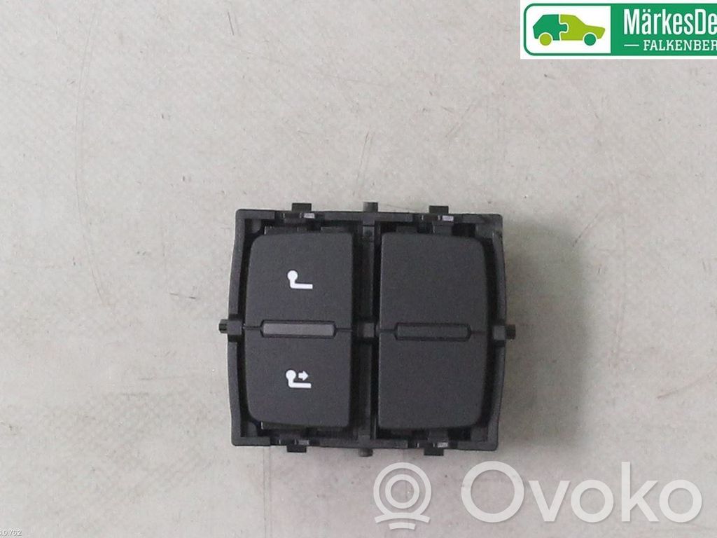 Audi Q7 4M Switch for retractable tow bar 