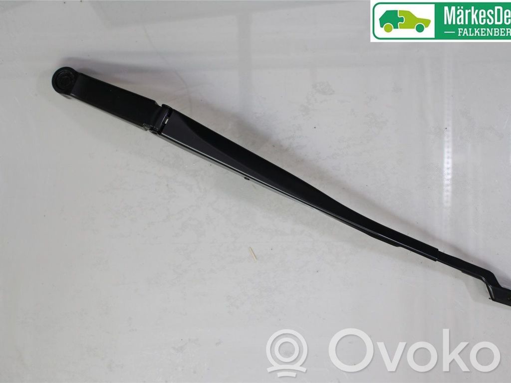 Toyota C-HR I Front wiper blade arm 