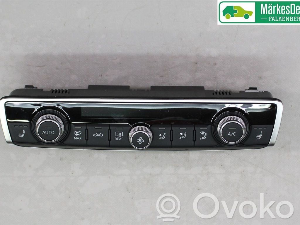 Audi Q3 F3 Climate control unit 