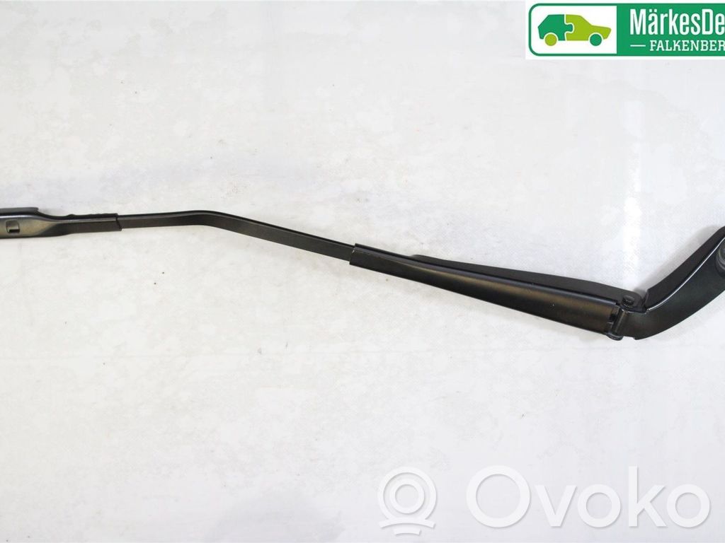 Audi A1 Front wiper blade arm 