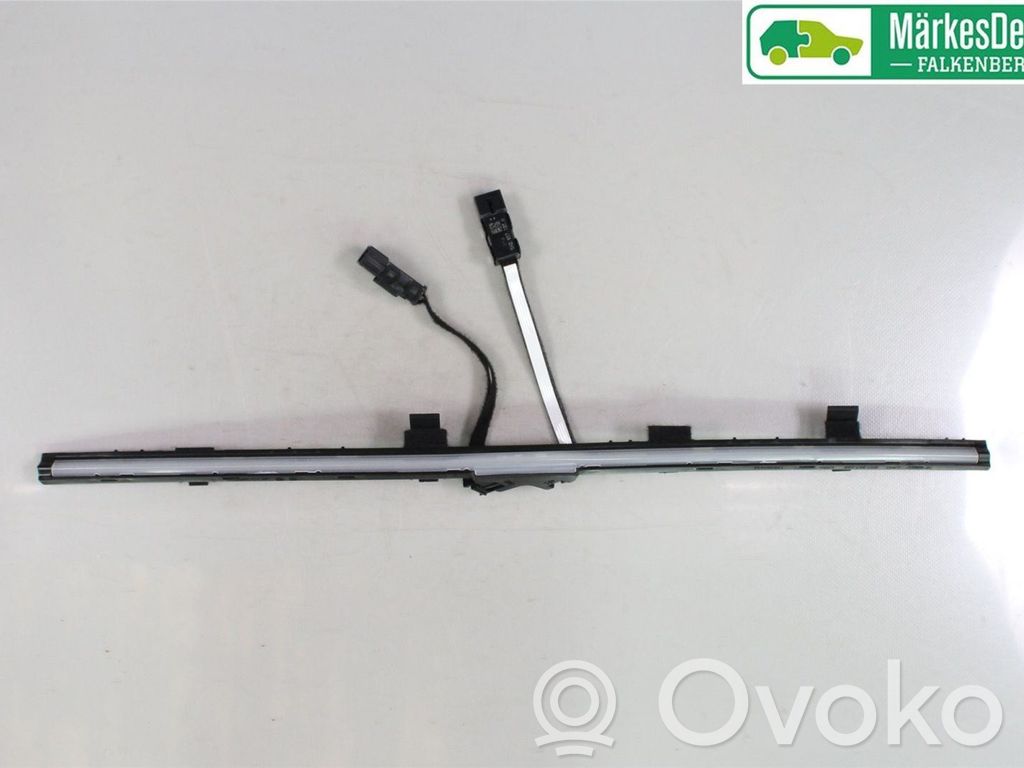 Volkswagen Golf VIII Kitas salono žibintas 
