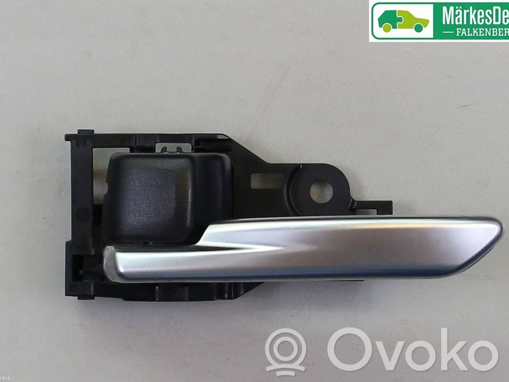 Toyota RAV 4 (XA50) Manecilla interna puerta delantera