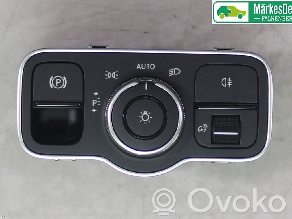 Mercedes-Benz A W177 Interruttore luci