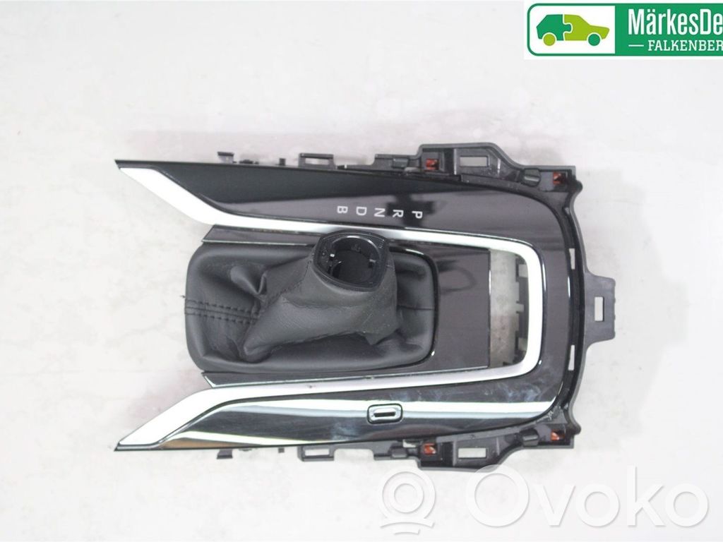 Toyota Corolla E210 E21 Rivestimento in plastica cornice della leva del cambio 