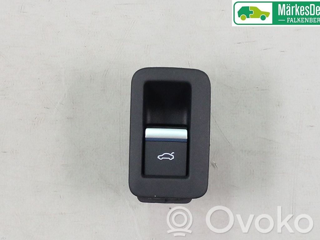 Audi A4 S4 B9 8W Tailgate/boot open switch button 